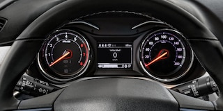 Clúster de 3.5 pulgadas segmentado para Chevrolet Onix 2025, sedán