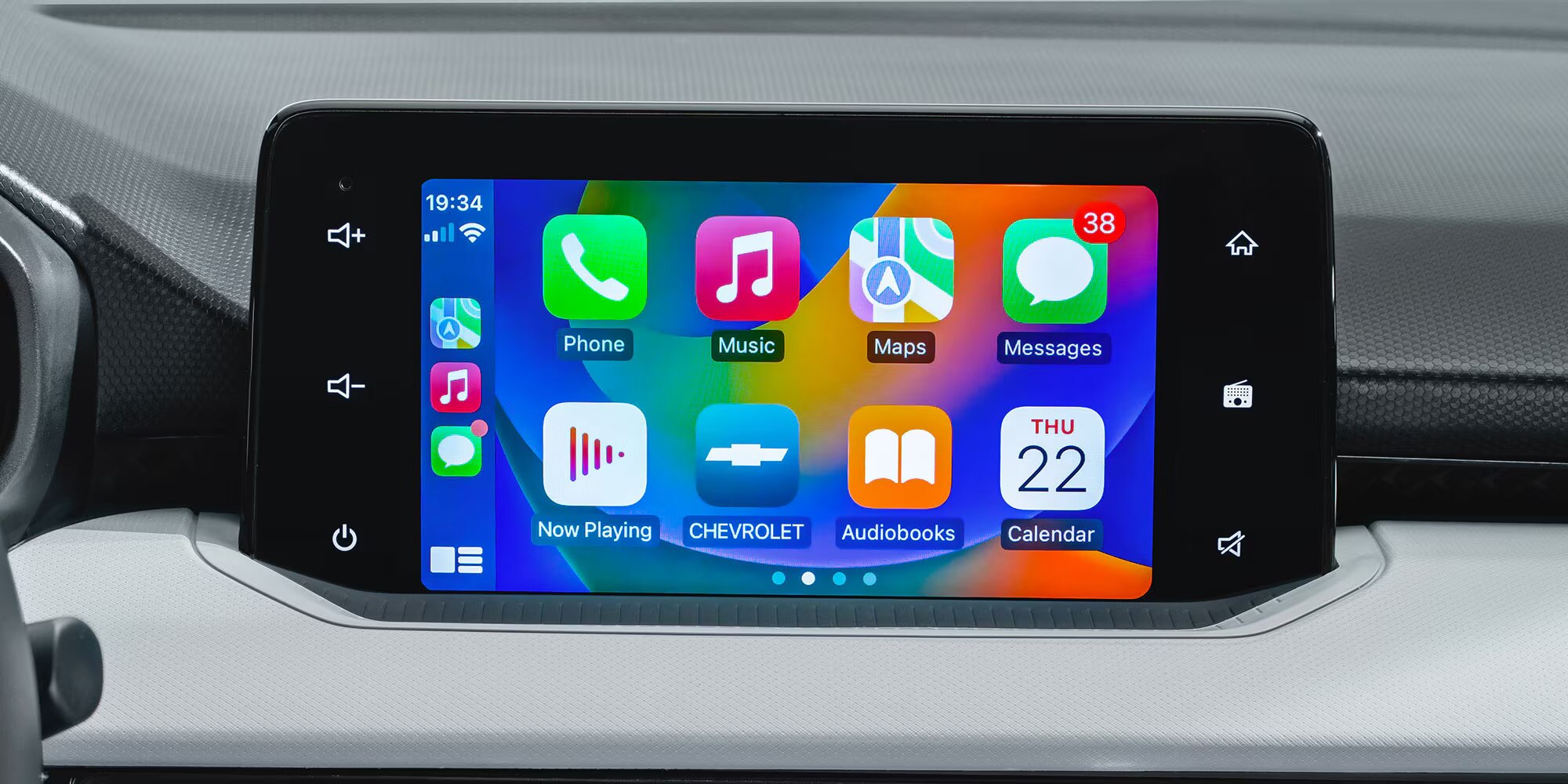 Chevrolet Aveo Sedán 2026 pantalla 8 pulgadas de  infoentretenimiento Smartphone Integration, conectividad Android Auto™ y Apple CarPlay™